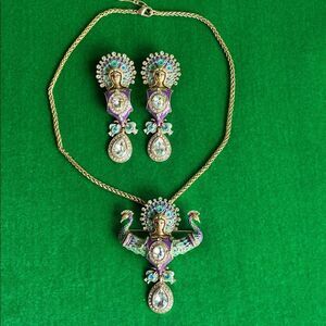 NEW Art Noveau Juno & peacocks signed HEIDIK9 set of necklace/earrings goldtone